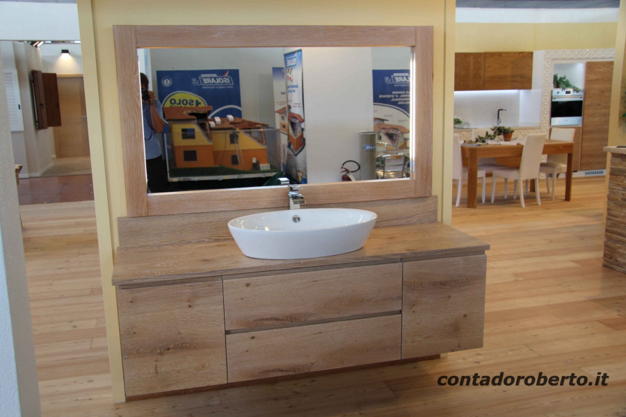 bagno-moderno-in-legno-rovere-npodato.jpg